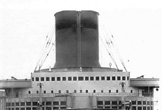 Нормандия (корабль) Крушение трансатлантического лайнера normandie в 1942 году